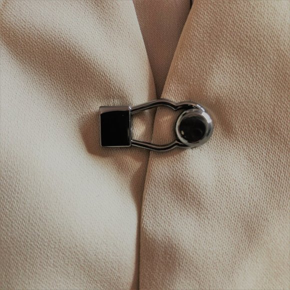 Exquisite Soft Beige Longline Blazer by Express - Size 0 - New with Tags - Picture 15 of 16